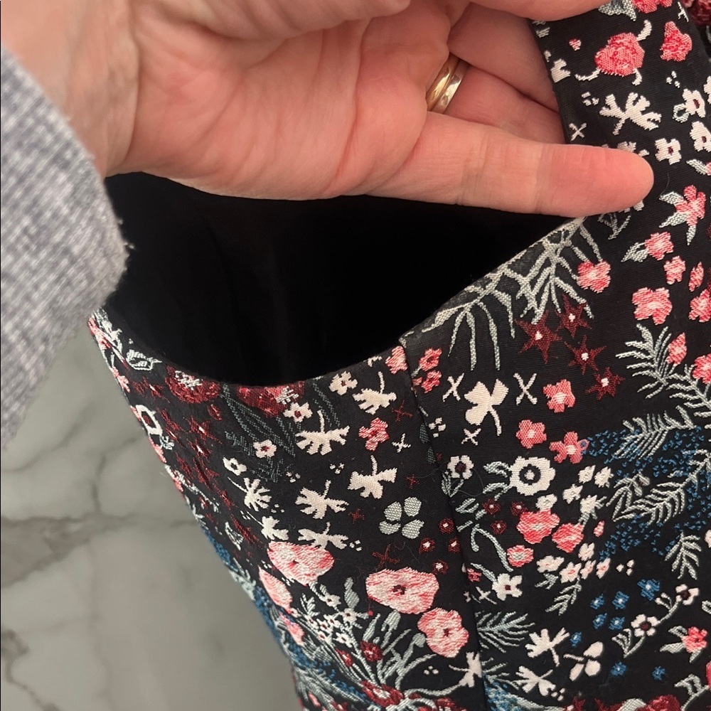 H&M brocade floral mini Dress with gold zipper - Picture 3 of 7